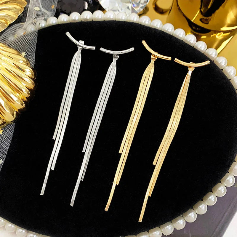 Trending women ear Jewelry